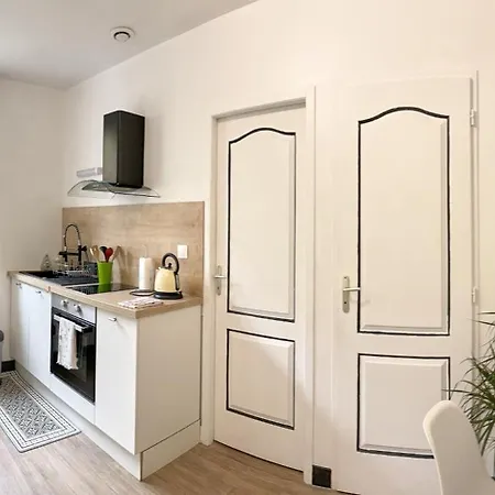 Agreable Studio En Hyper Centre Nevers Exterior photo